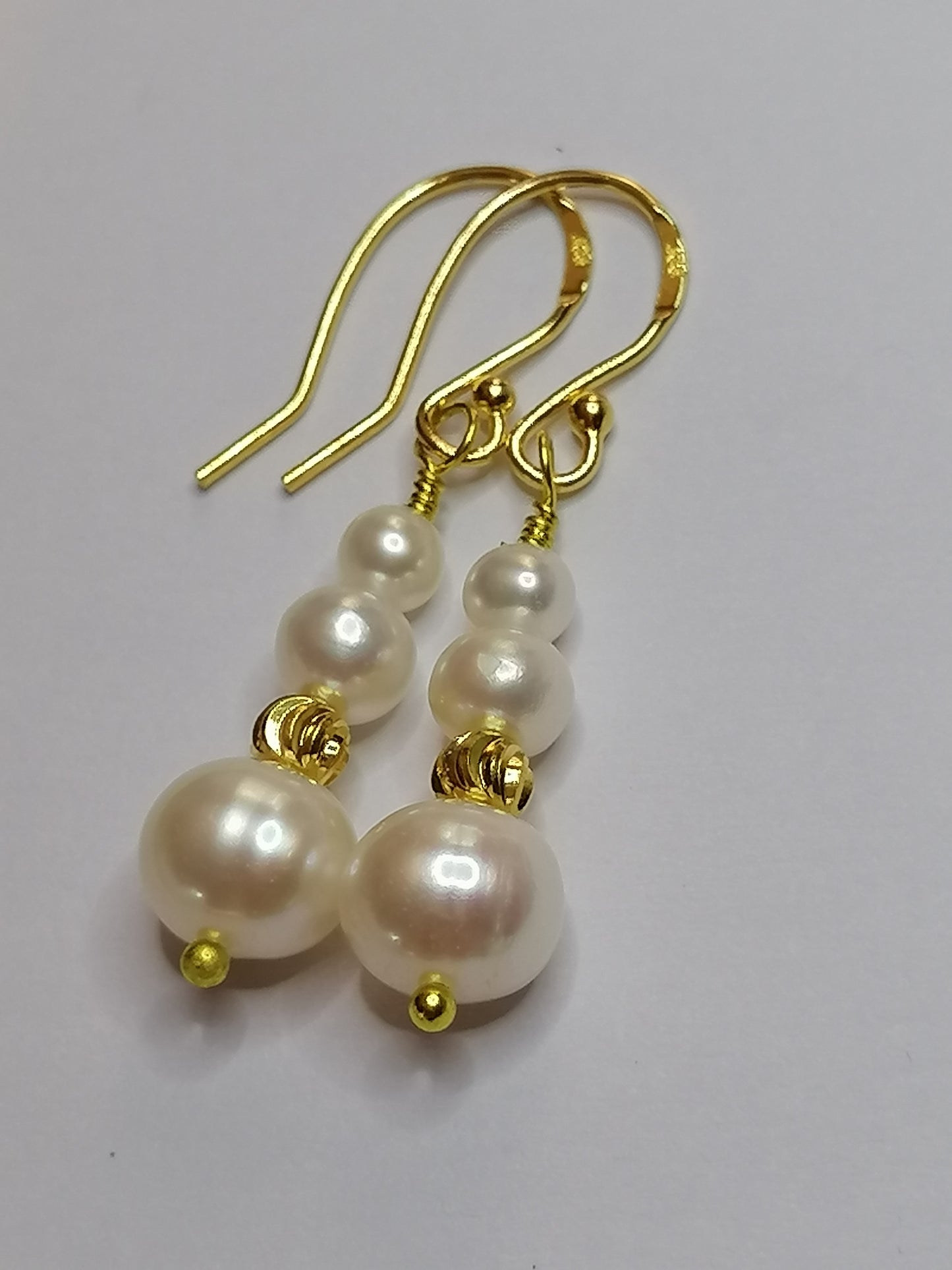 24ct Gold Vermeil 925 Sterling silver Cultured Freshwater Pearl Earrings Graduated 527