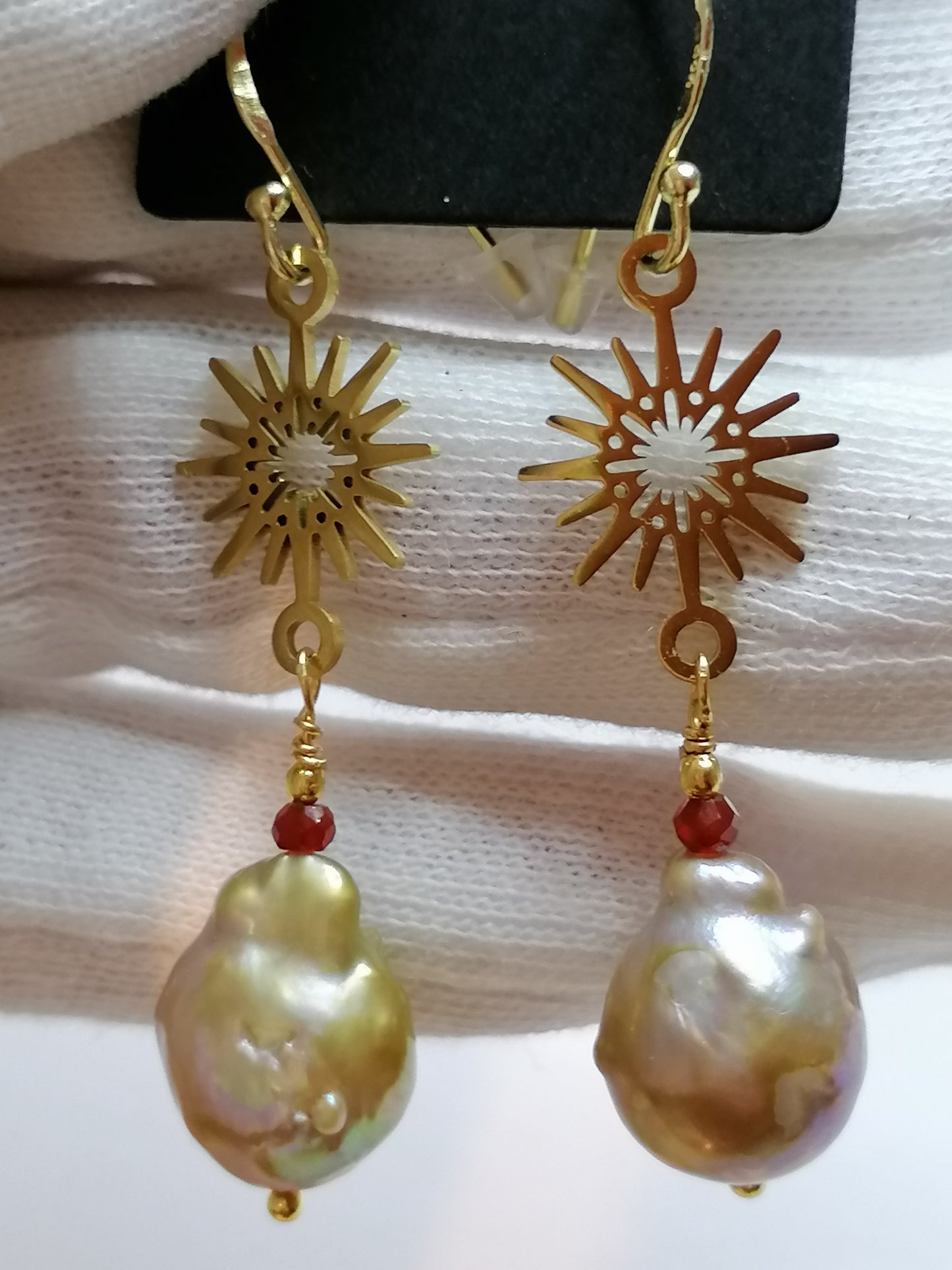 24ct Gold Vermeil 925 Sterling silver Cultured Freshwater Kasumi Pearl earrings Sunburst with Raw Ruby 832