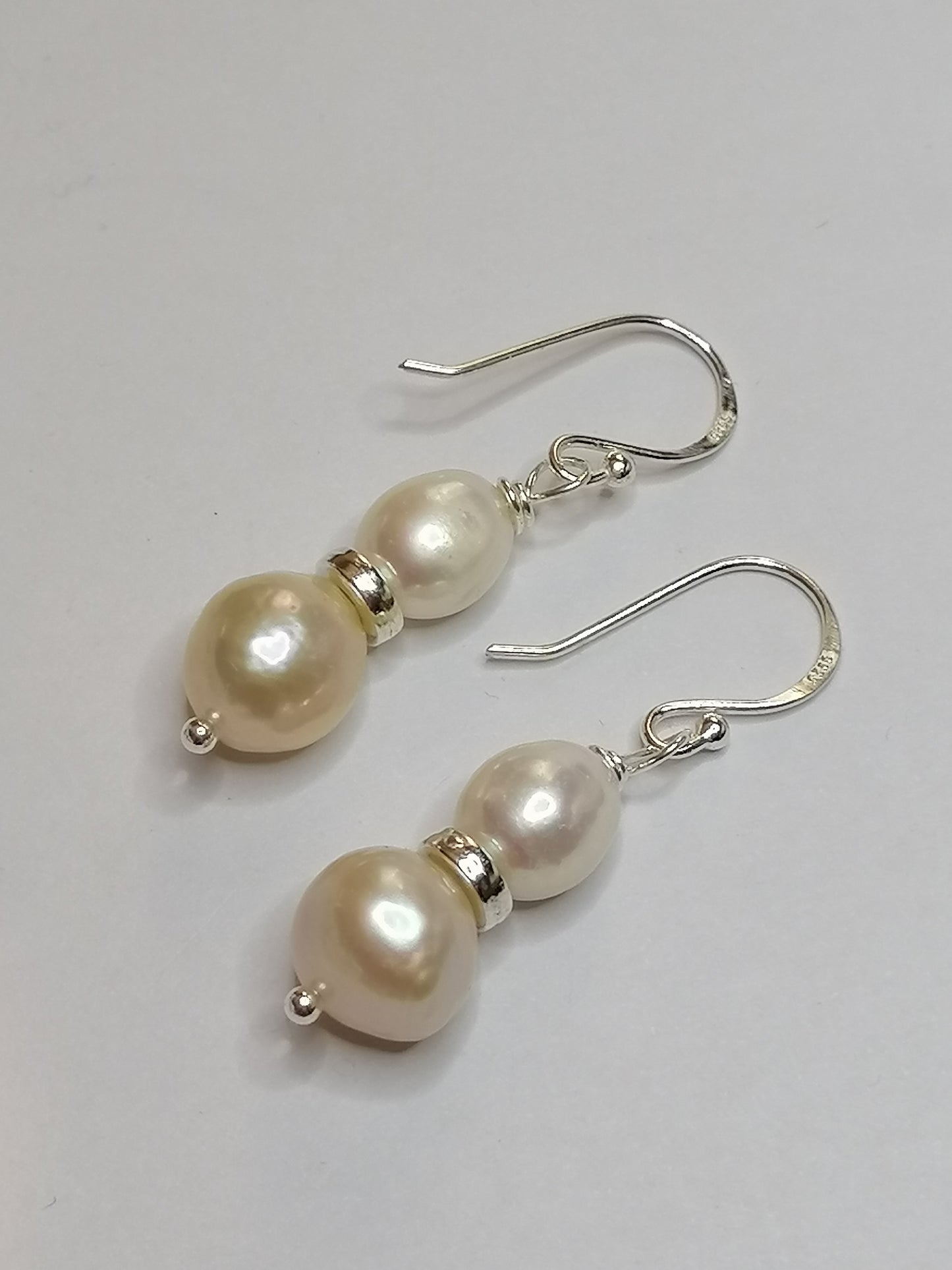 925 Sterling Silver Cultured Pearl Earrings 950