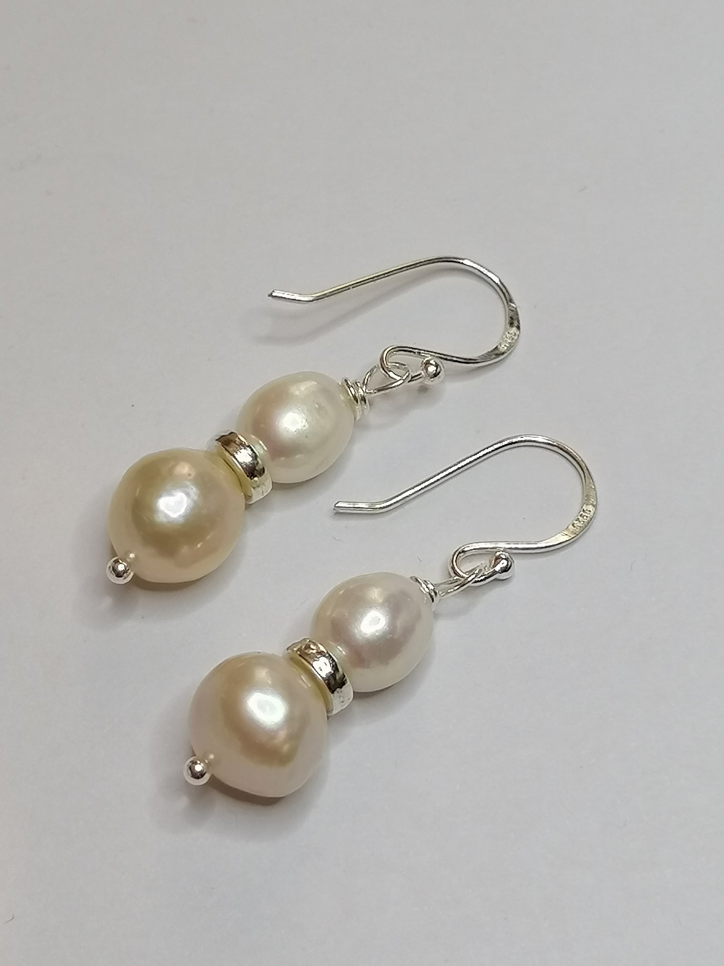 925 Sterling Silver Cultured Pearl Earrings 950