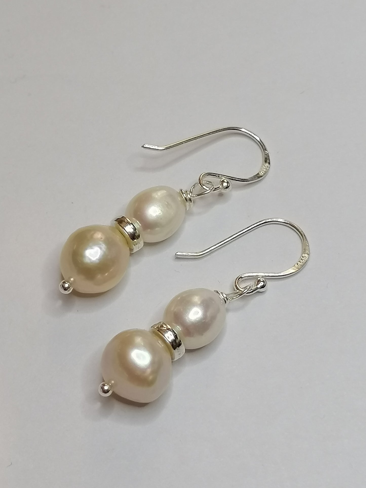 925 Sterling Silver Cultured Pearl Earrings 950