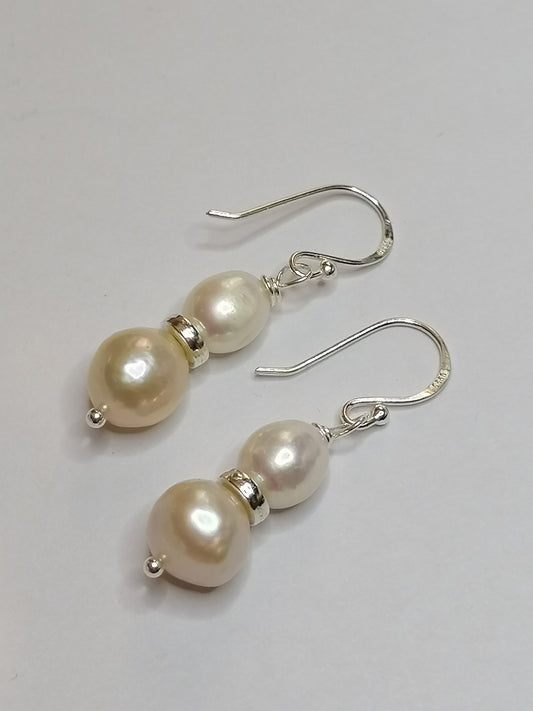 925 Sterling Silver Cultured Pearl Earrings 950