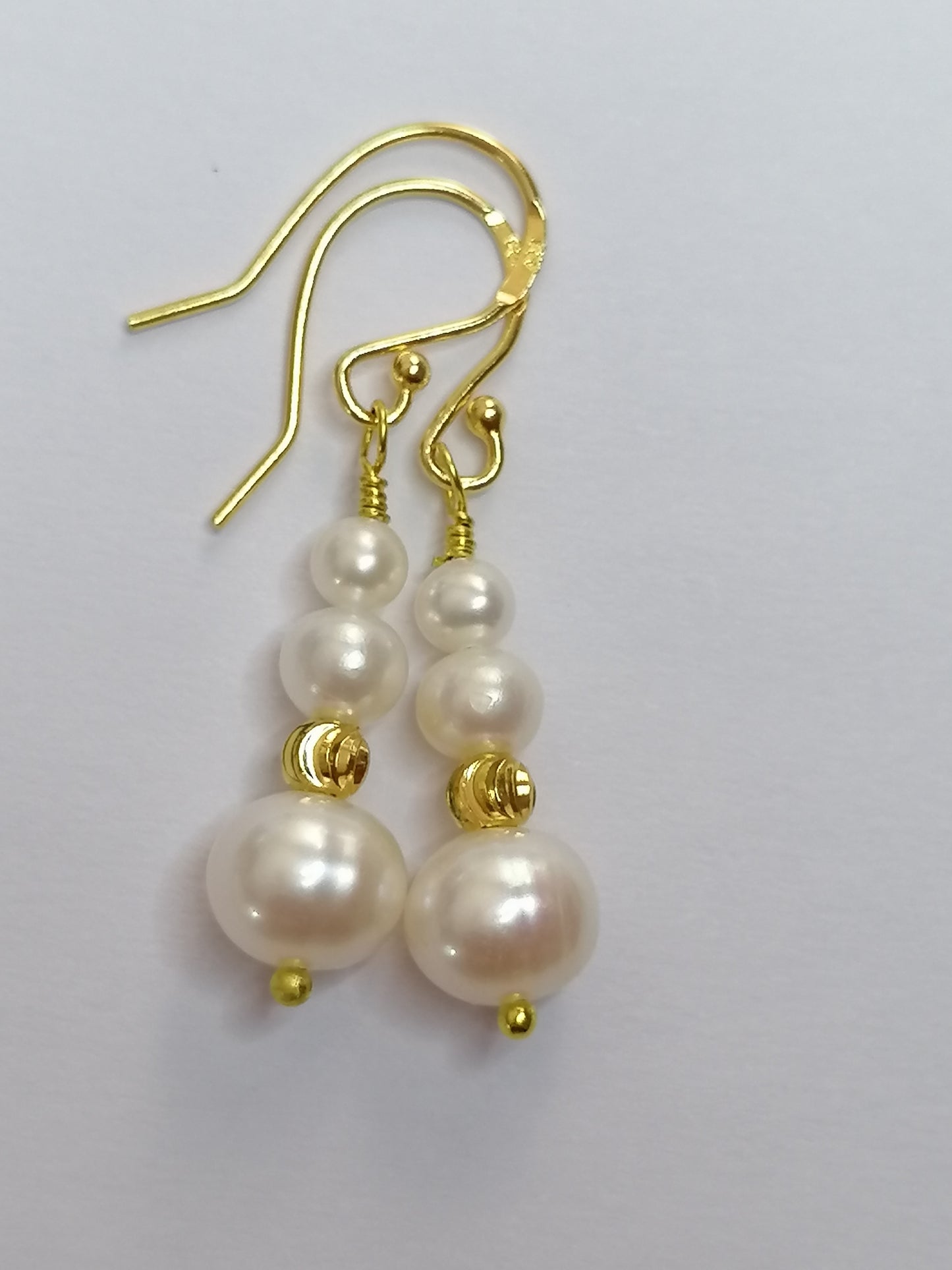 24ct Gold Vermeil 925 Sterling silver Cultured Freshwater Pearl Earrings Graduated 527