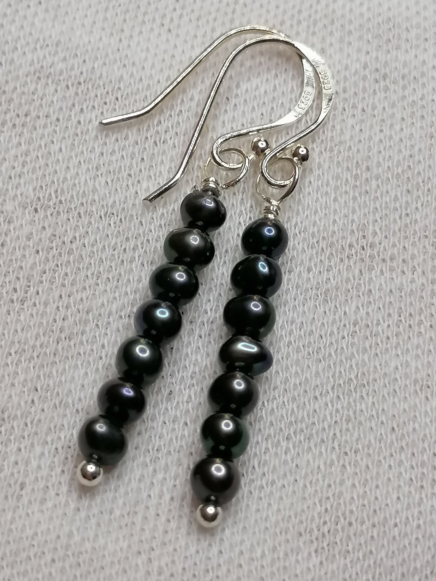 925 Sterling Silver Cultured Black Freshwater Pearl Earrings 811