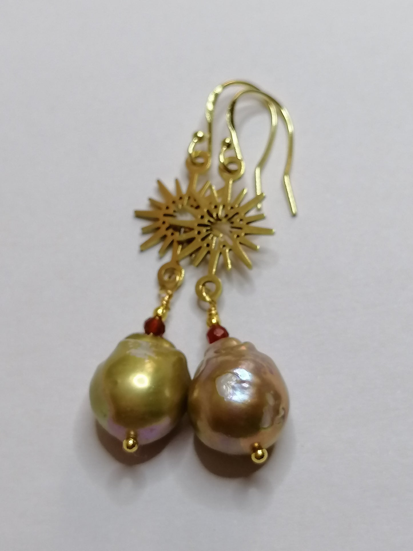 24ct Gold Vermeil 925 Sterling silver Cultured Freshwater Kasumi Pearl earrings Sunburst with Raw Ruby 832