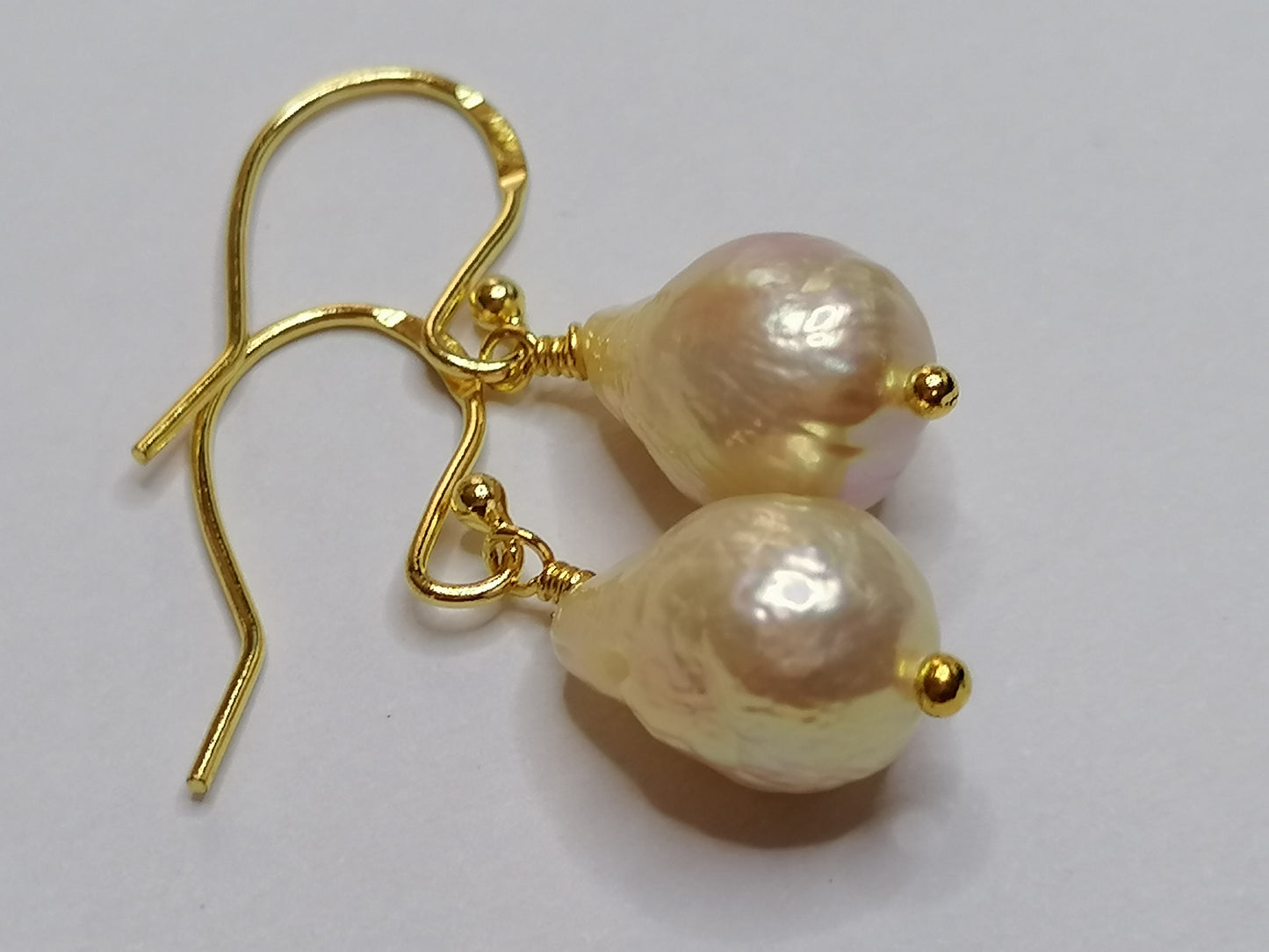 24ct Gold Vermeil 925 Sterling silver Cultured Freshwater Kasumi Pearl Earrings 902