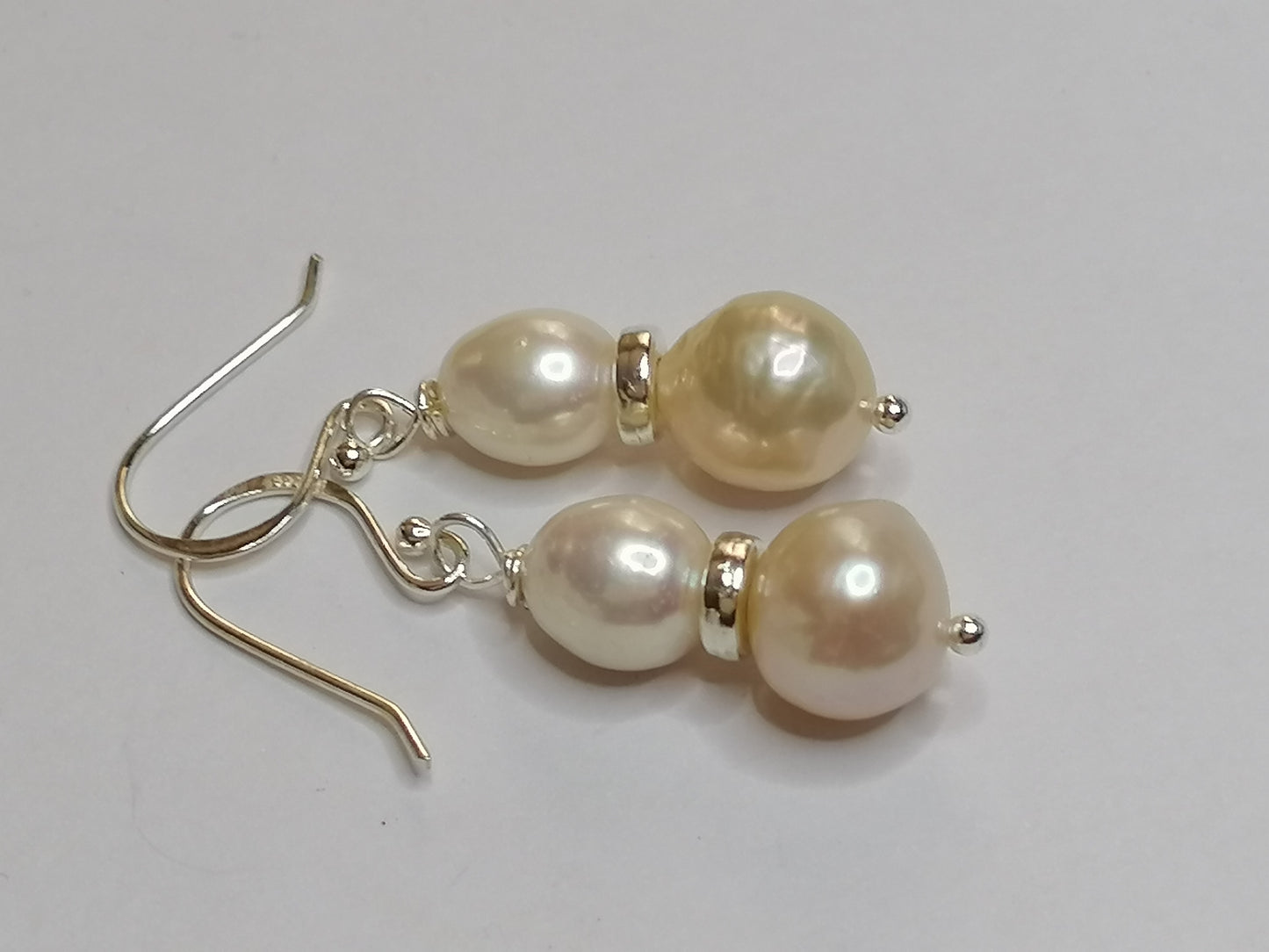 925 Sterling Silver Cultured Pearl Earrings 950