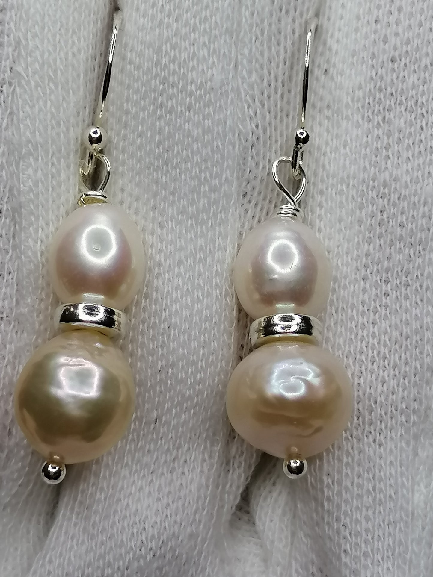 925 Sterling Silver Cultured Pearl Earrings 950