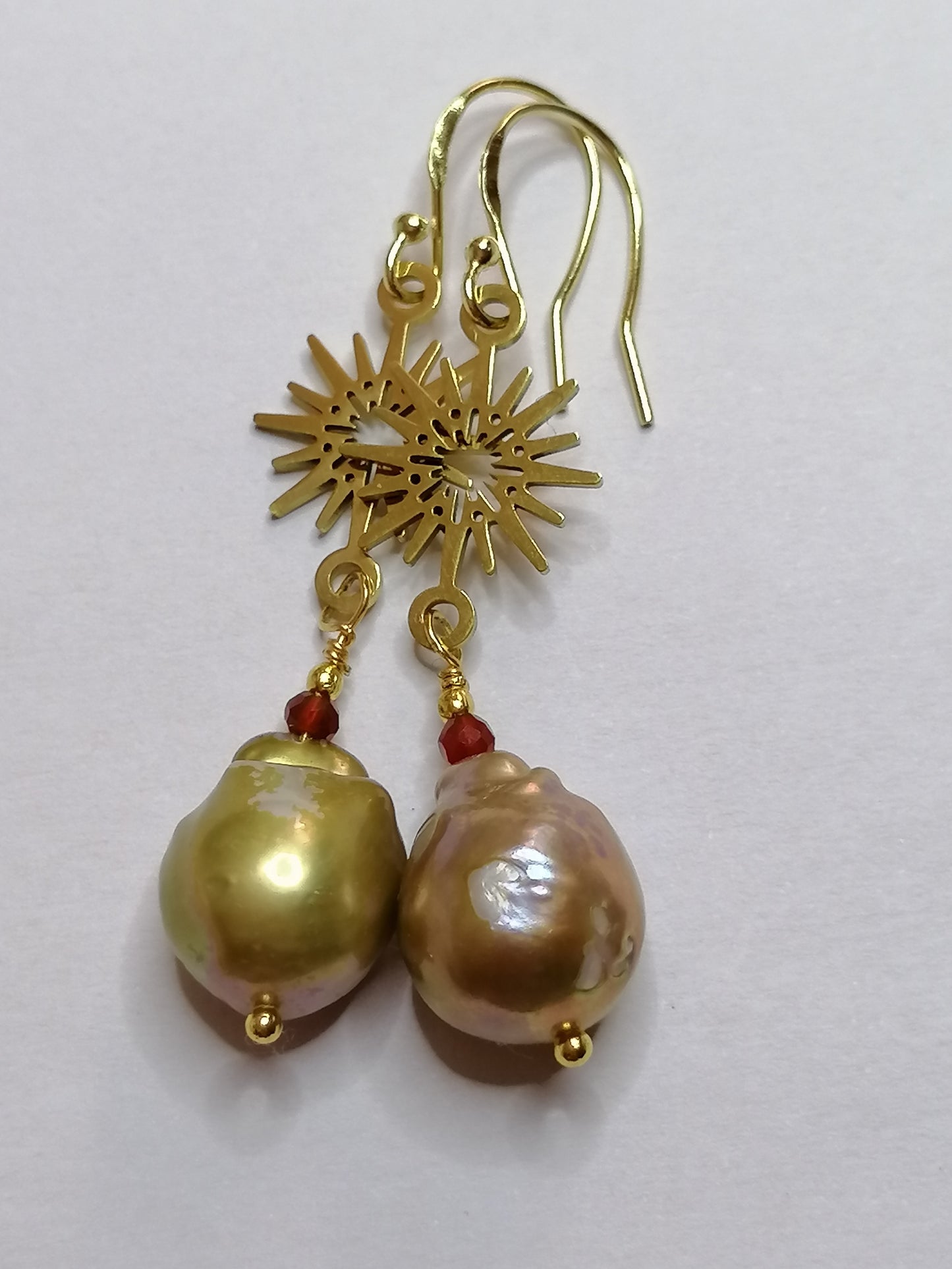 24ct Gold Vermeil 925 Sterling silver Cultured Freshwater Kasumi Pearl earrings Sunburst with Raw Ruby 832