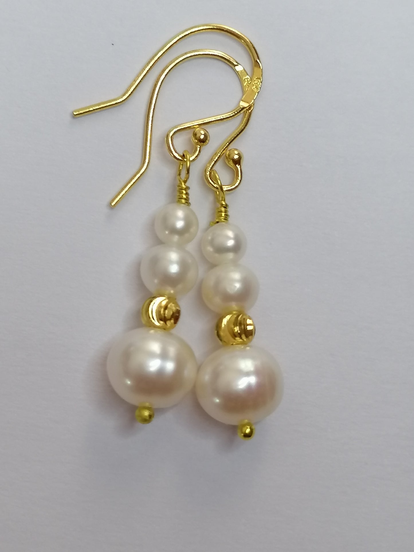 24ct Gold Vermeil 925 Sterling silver Cultured Freshwater Pearl Earrings Graduated 527