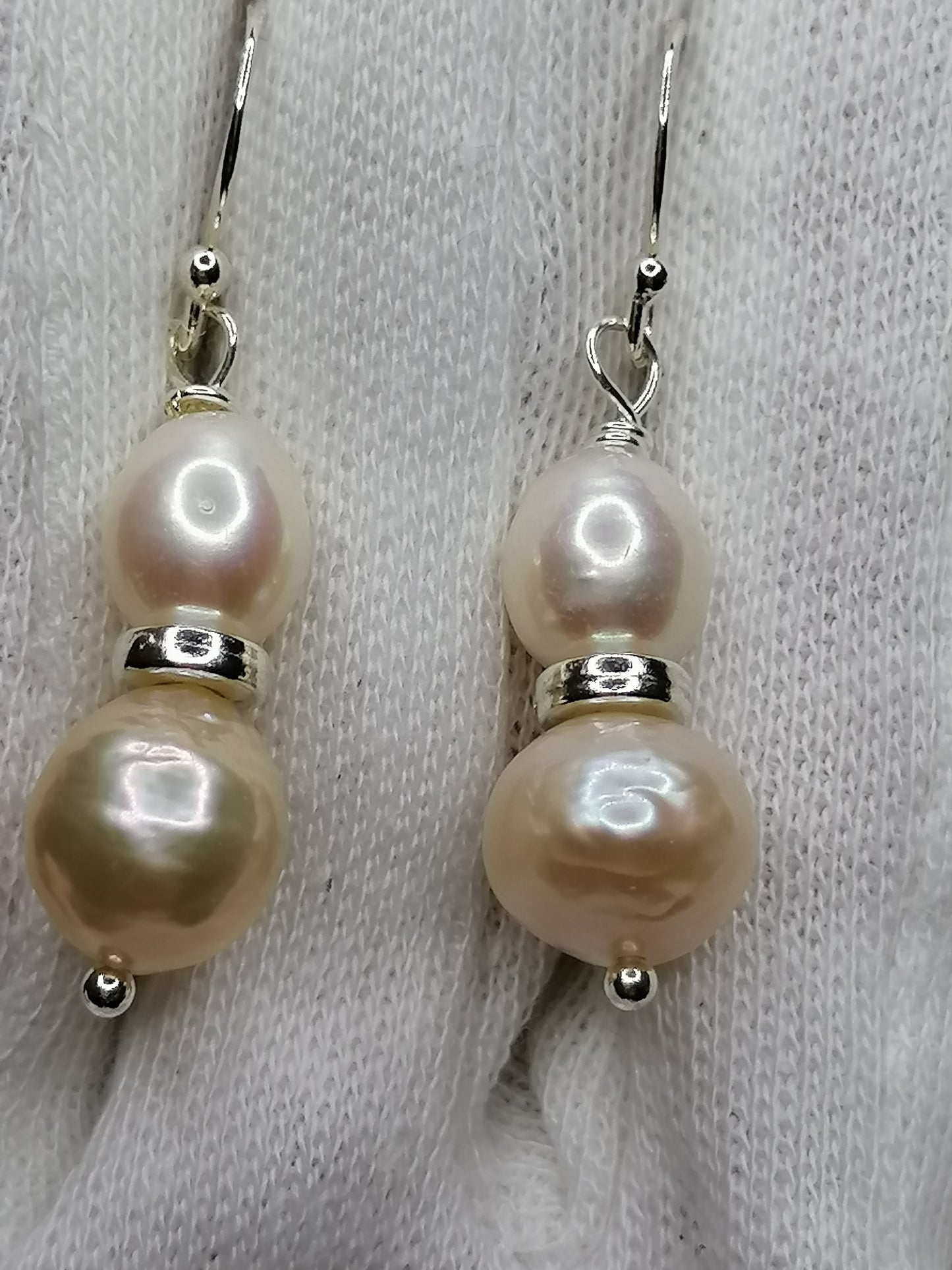 925 Sterling Silver Cultured Pearl Earrings 950